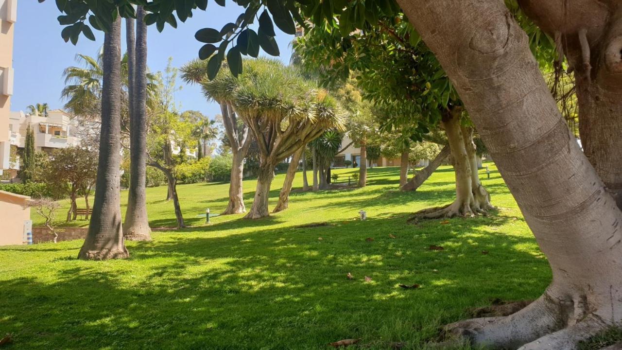 Апартаменты Torres De Aloha 2 Bdr Puerto Banus Марбелья Экстерьер фото