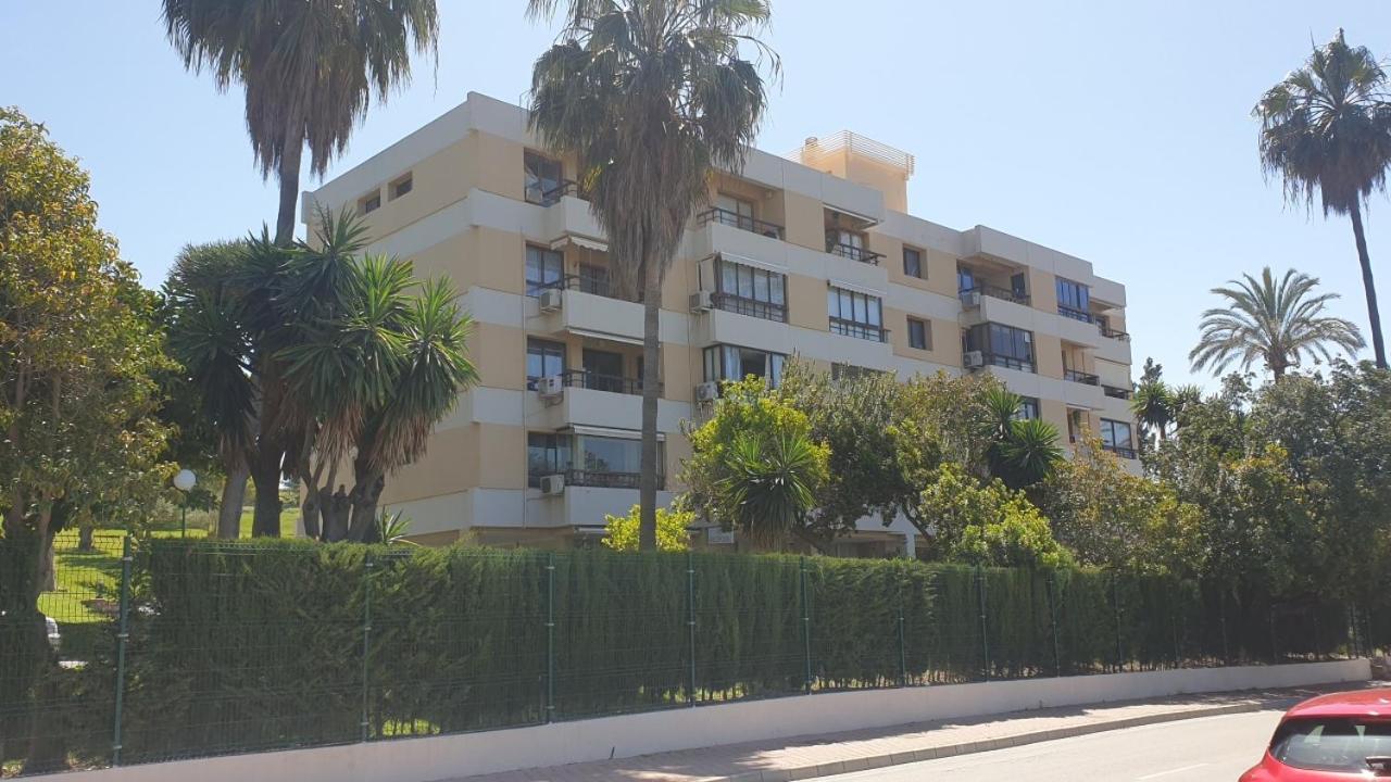 Апартаменты Torres De Aloha 2 Bdr Puerto Banus Марбелья Экстерьер фото